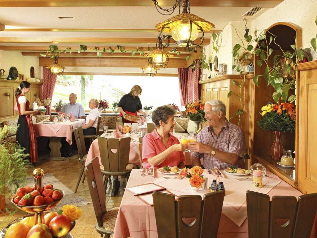 Hotel Kaltenbach Шёнвальд Ресторан фото